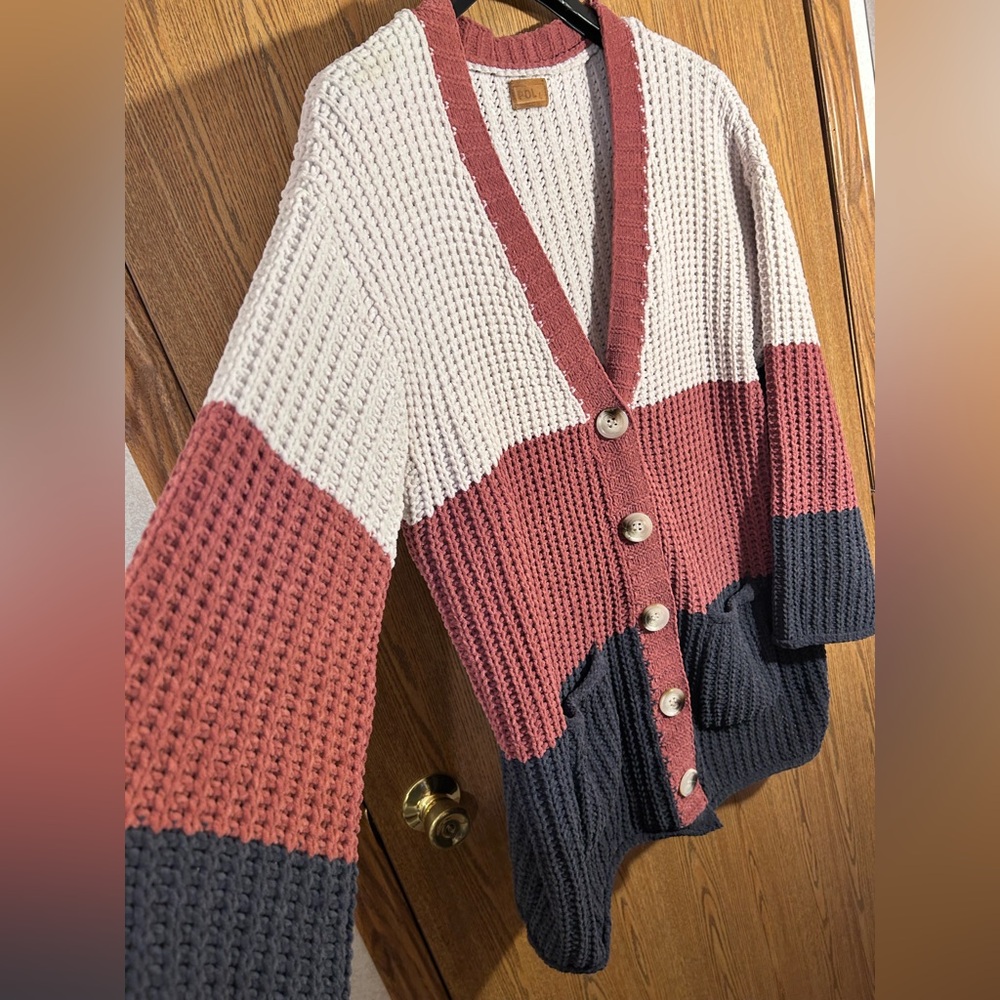 POL Baggy Colorblock Boho Buttoned Waffle Knit Cardigan - Picture 5 of 8